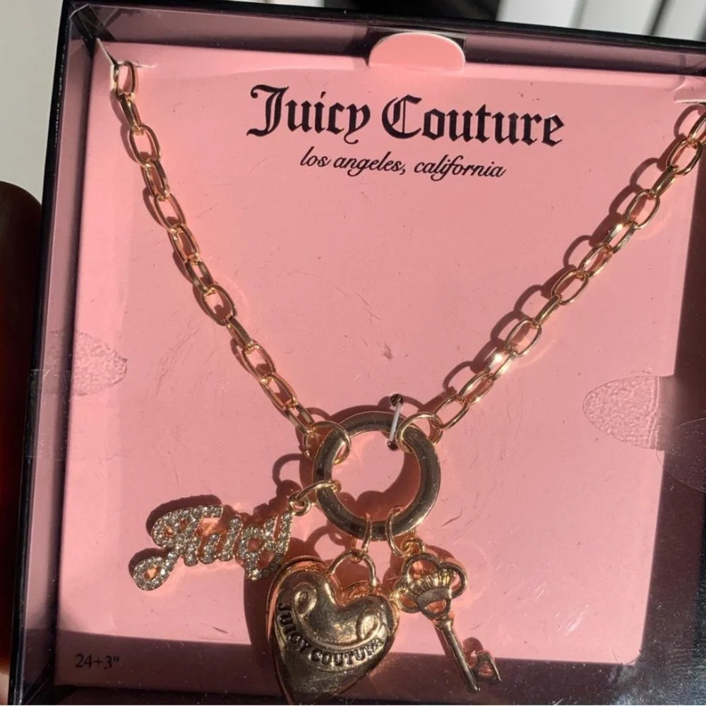 Juicy Couture goldtone puff heart key juicy crystal charm toggle necklaceNIB NWT - Picture 7 of 8
